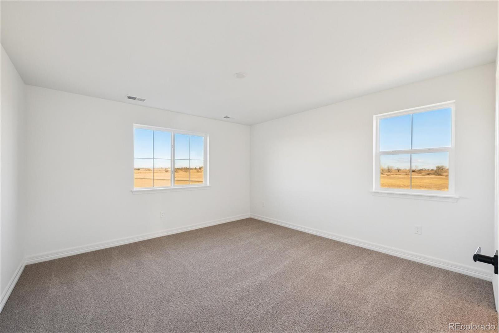 6126 Oban Road Timnath, CO 80547 - Photo 17 of 27