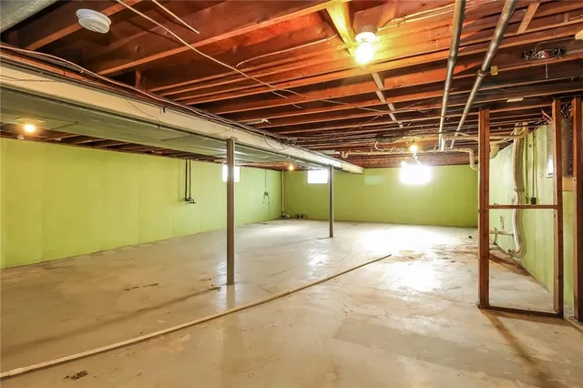 $1,495 | 3812 South James Avenue, Independence, MO 64055