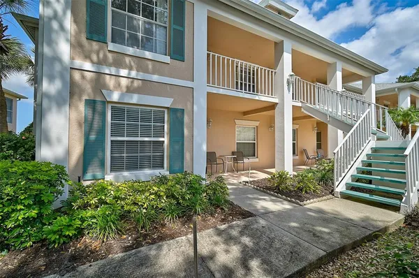 $324,900 | 4215 Caddie Drive East, Unit 101, Bradenton, FL 34203