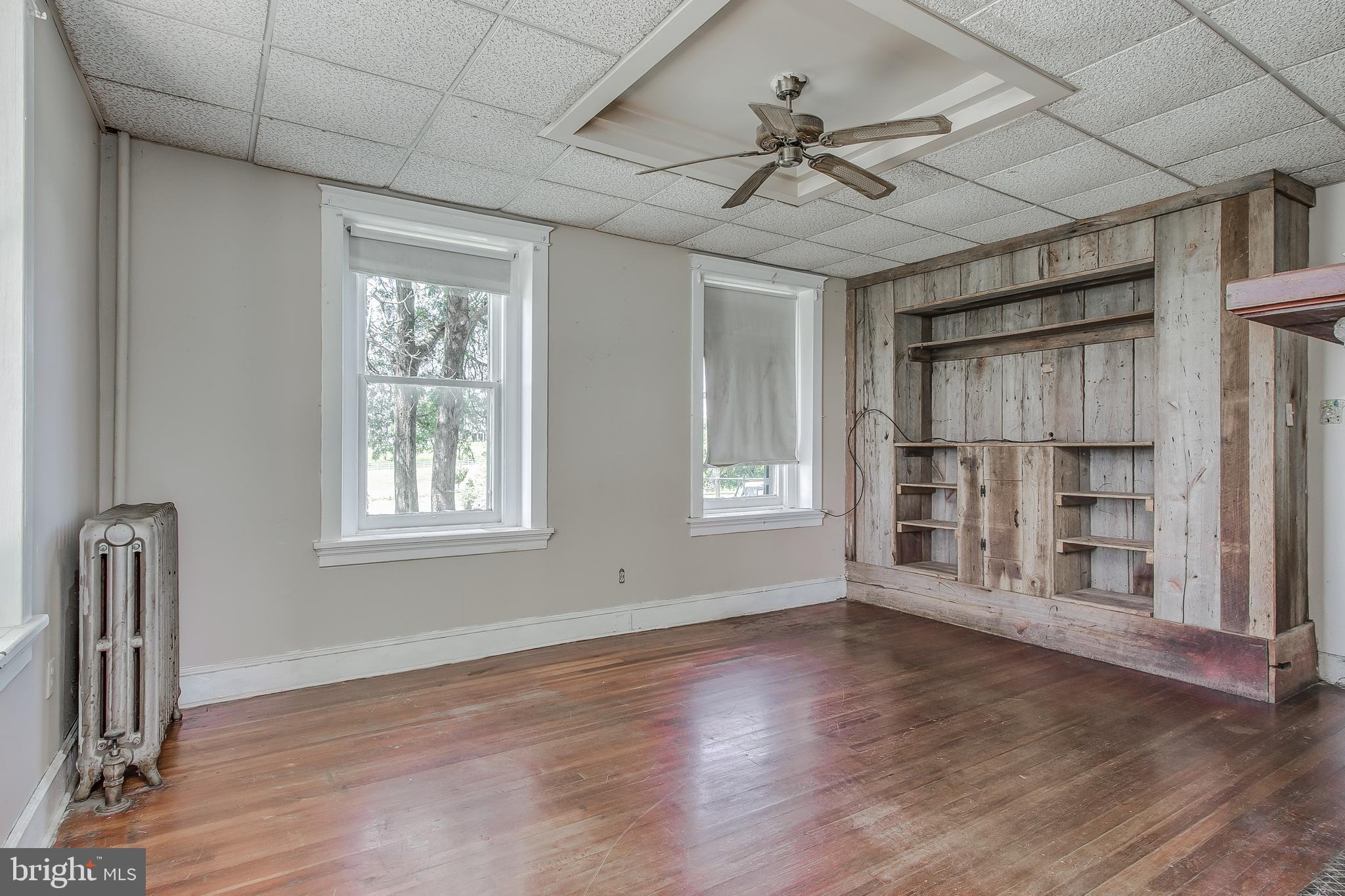 3112 Roderick Road Frederick, MD 21704 - Photo 8 of 66 Built in bookcases