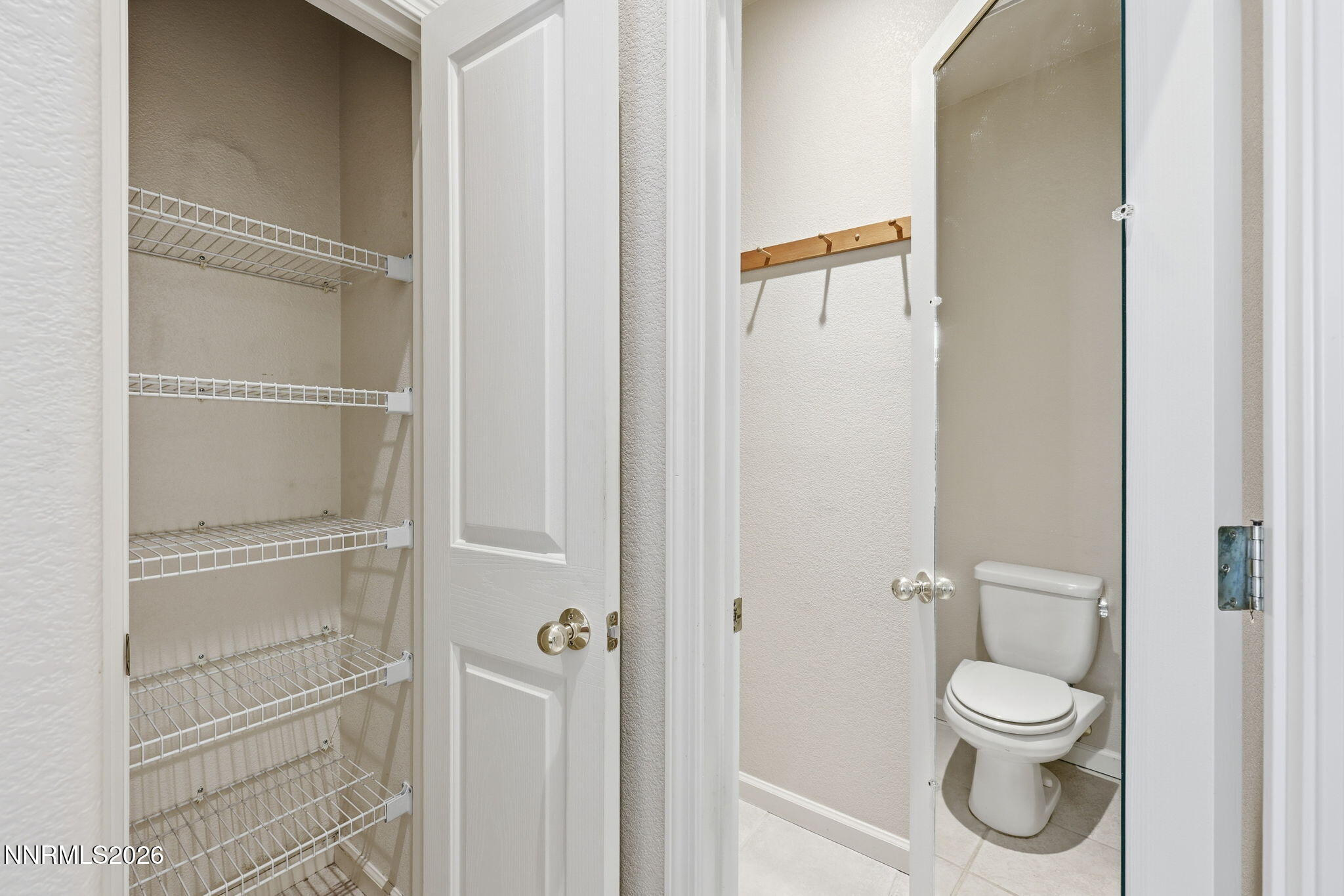 6168 Chaise Court Reno, NV 89519 - Photo 16 of 25 16-web-or-mls-0z9a0944 s h