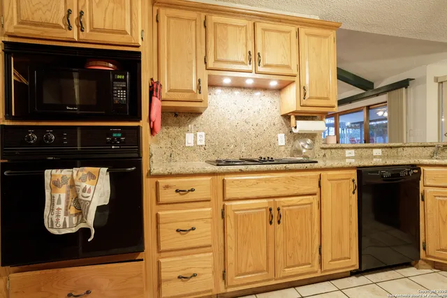 $389,000 | 309 Meandering Way, Del Rio, TX 78840