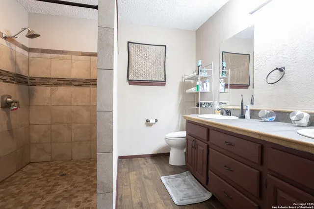 $389,000 | 309 Meandering Way, Del Rio, TX 78840