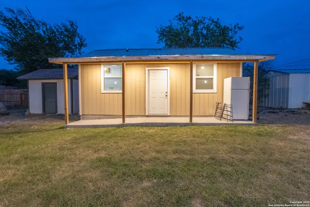 $389,000 | 309 Meandering Way, Del Rio, TX 78840