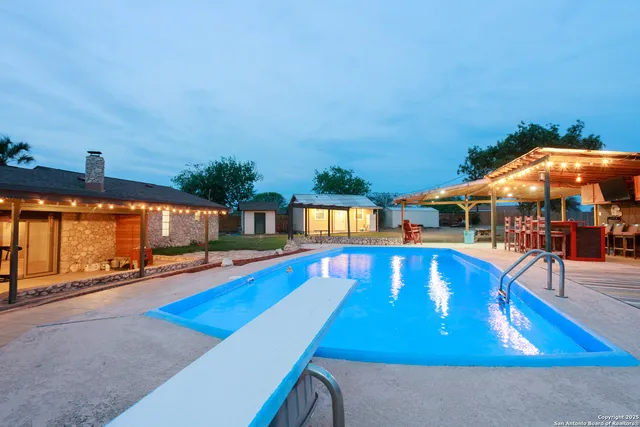 $389,000 | 309 Meandering Way, Del Rio, TX 78840