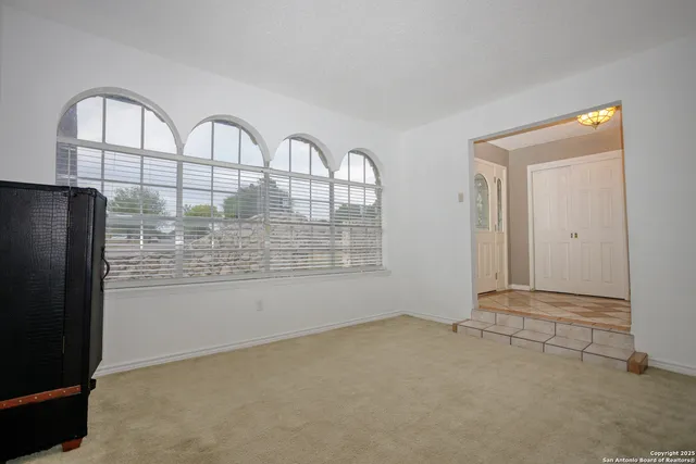 $389,000 | 309 Meandering Way, Del Rio, TX 78840