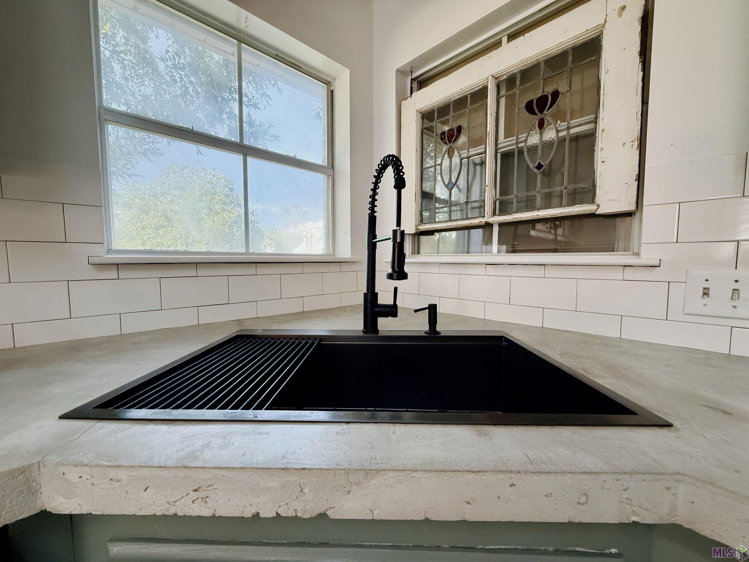 7605 Recorder Drive St. George, LA 70817 - Photo 12 of 44 UPDATED KITCHEN