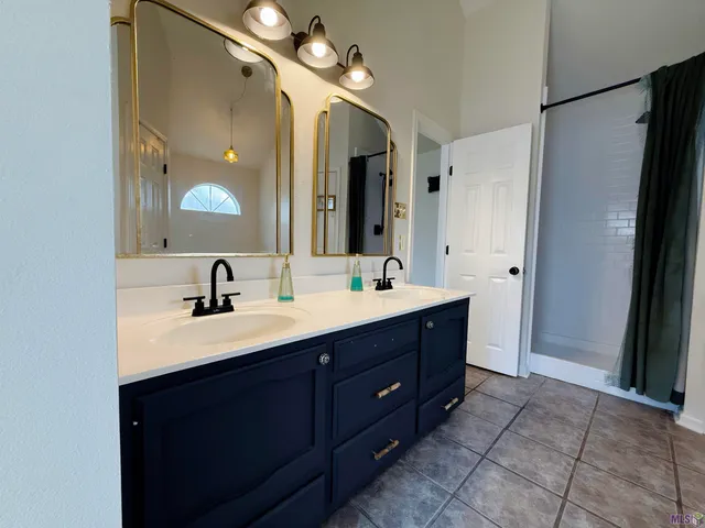 $239,000 | 7605 Recorder Drive, St. George, LA 70817