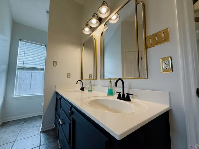 $239,000 | 7605 Recorder Drive, St. George, LA 70817