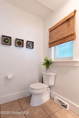 $264,900 | 24 South Main Street, Voorheesville, NY 12186