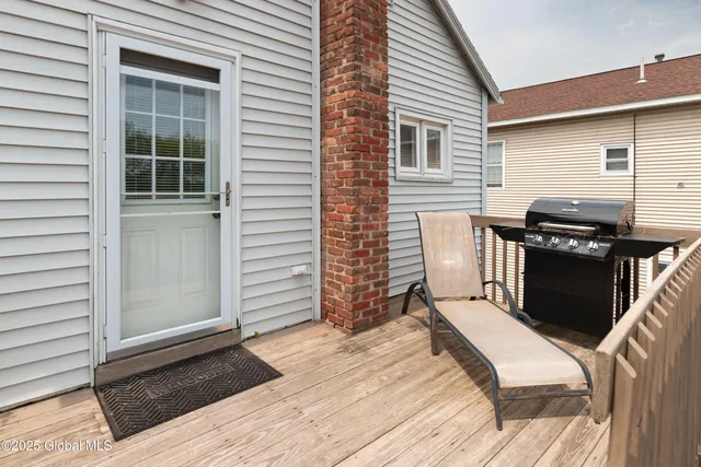 $264,900 | 24 South Main Street, Voorheesville, NY 12186