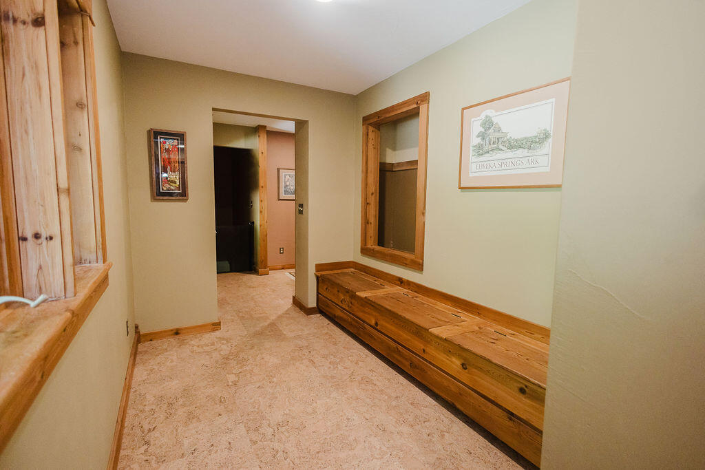 111 Old Darlington Road Mineral Point, WI 53565 - Photo 5 of 47 OldDarlington-96