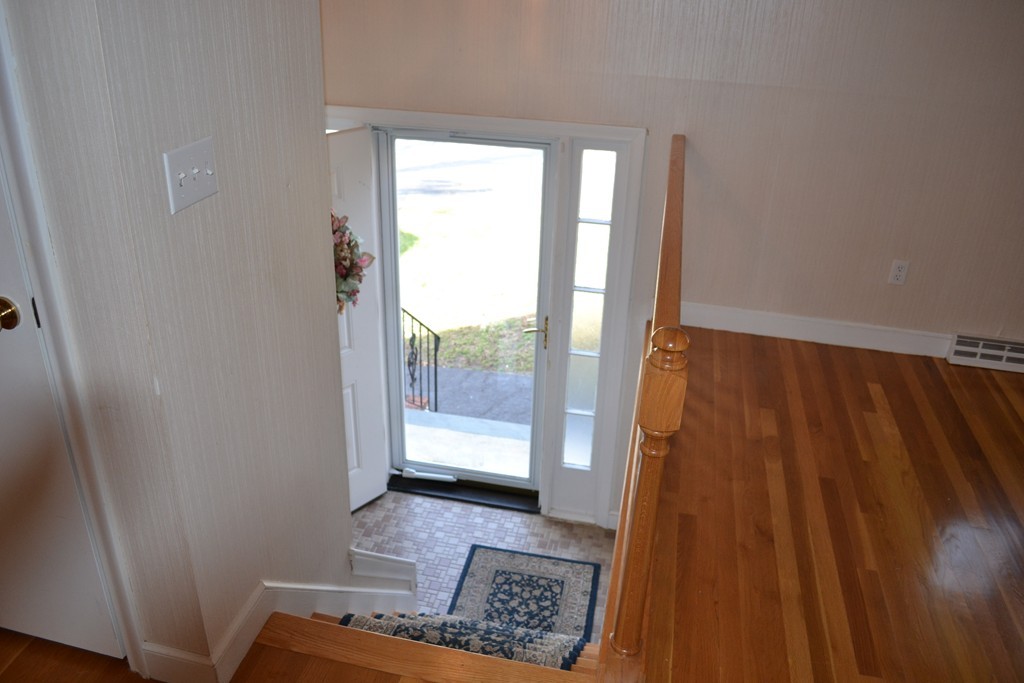 15 Norwich Road Norwood, MA 02062 - Photo 6 of 21 Gallery Image 6