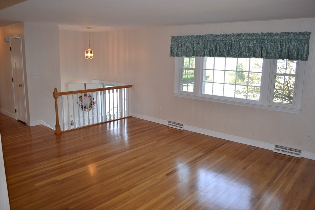 15 Norwich Road Norwood, MA 02062 - Photo 7 of 21 Gallery Image 7