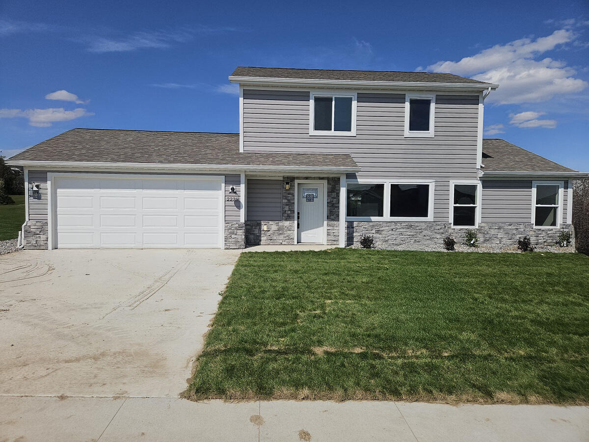 2239 Excalibur Way, Unit HB11) Sheridan, WY 82801 - Photo 1 of 21 .Front