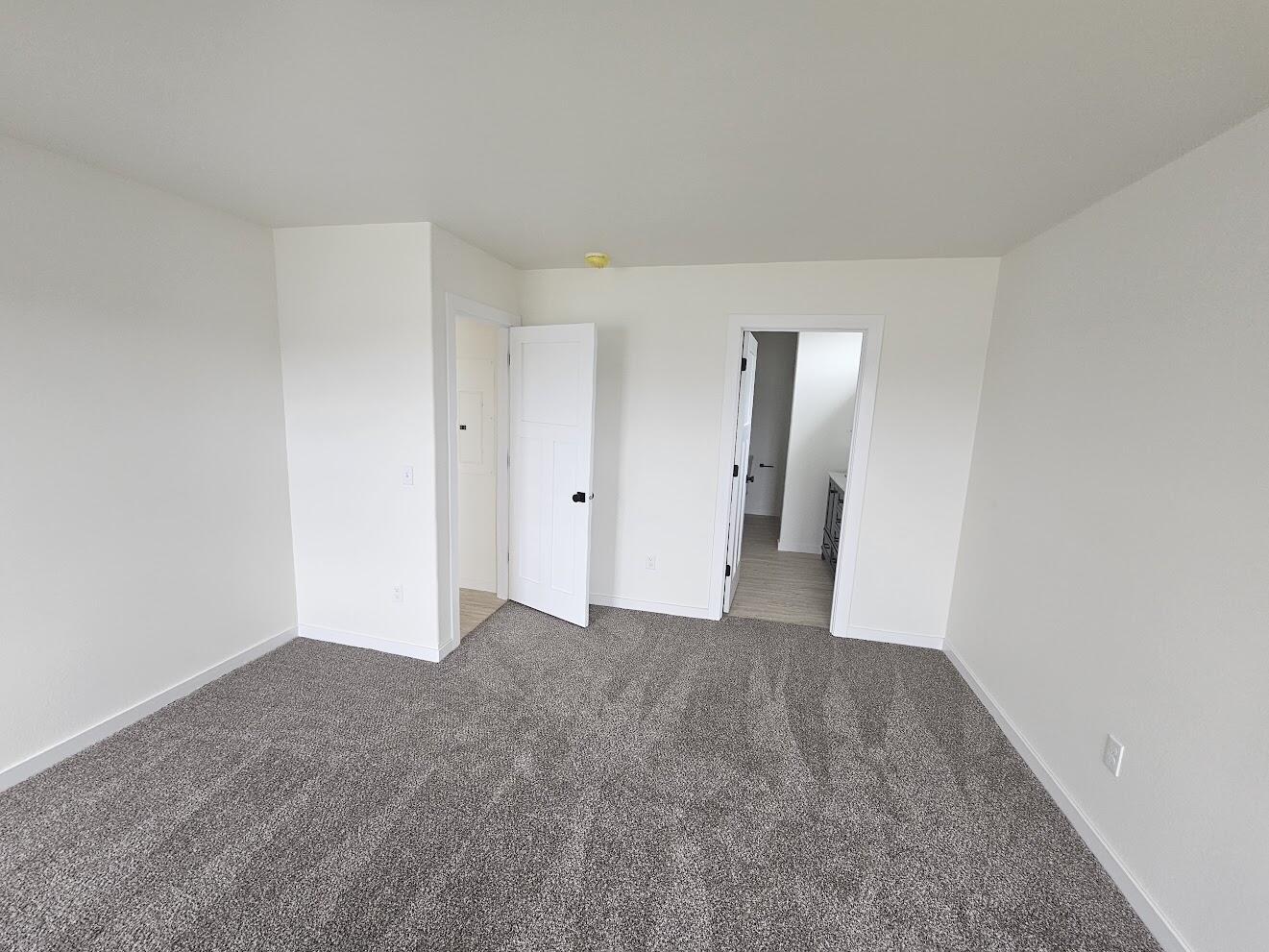 2239 Excalibur Way, Unit HB11) Sheridan, WY 82801 - Photo 4 of 21 20250717_101054