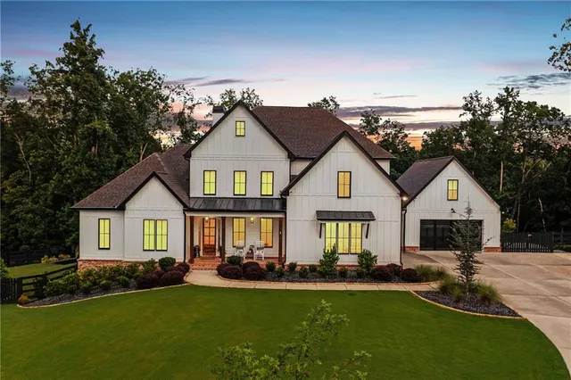 $2,474,900 | 128 Creekview Lane, Canton, GA 30115