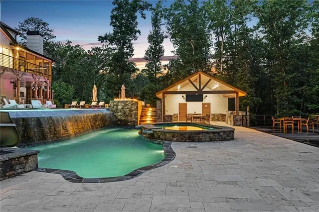 $2,474,900 | 128 Creekview Lane, Canton, GA 30115