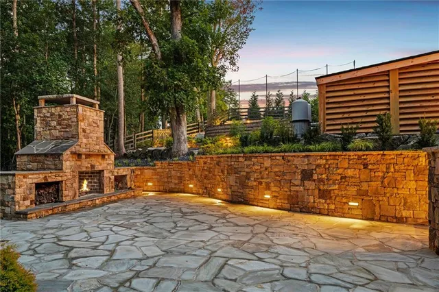 $2,474,900 | 128 Creekview Lane, Canton, GA 30115