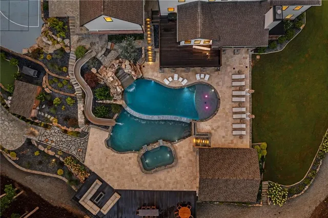 $2,474,900 | 128 Creekview Lane, Canton, GA 30115