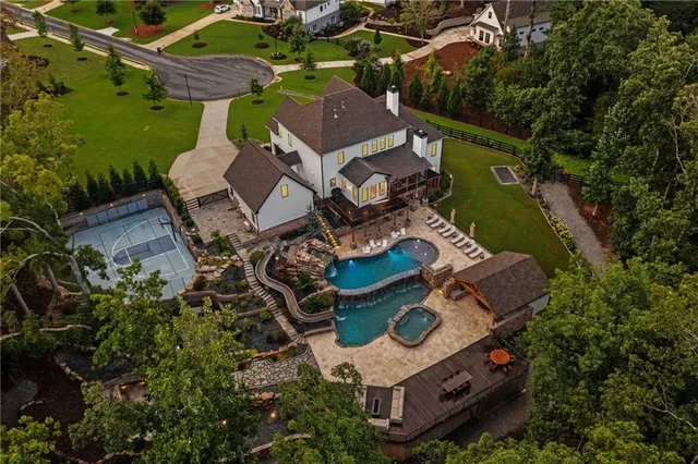 $2,474,900 | 128 Creekview Lane, Canton, GA 30115