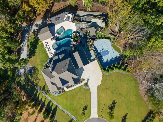 $2,474,900 | 128 Creekview Lane, Canton, GA 30115