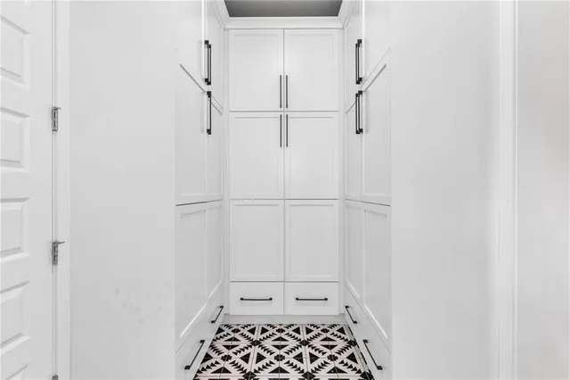 $2,474,900 | 128 Creekview Lane, Canton, GA 30115