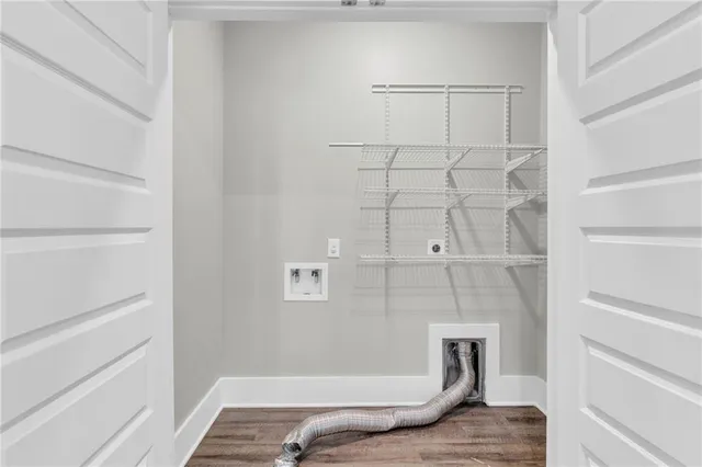 $2,474,900 | 128 Creekview Lane, Canton, GA 30115