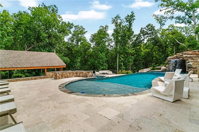 $2,474,900 | 128 Creekview Lane, Canton, GA 30115