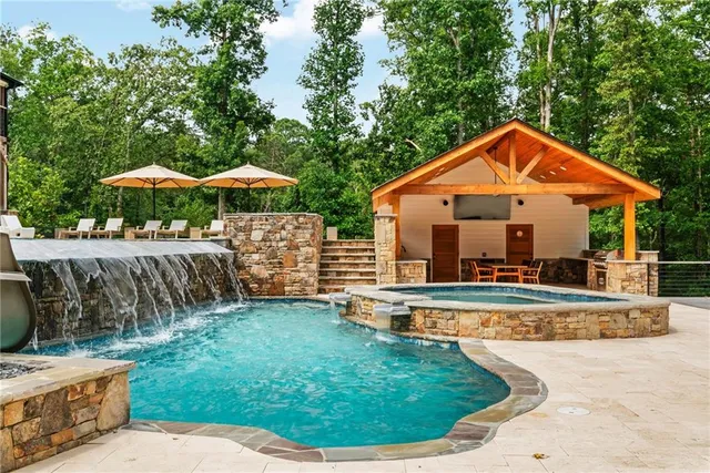 $2,474,900 | 128 Creekview Lane, Canton, GA 30115