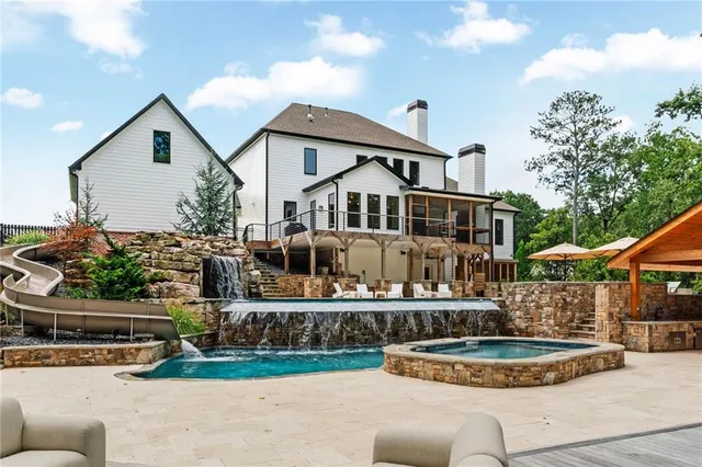 $2,474,900 | 128 Creekview Lane, Canton, GA 30115