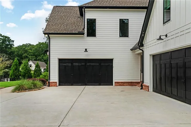 $2,474,900 | 128 Creekview Lane, Canton, GA 30115