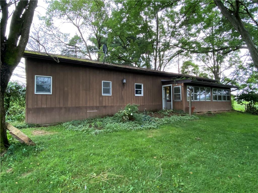55 Breese Road Fredonia, PA 16124 - Photo 3 of 19
