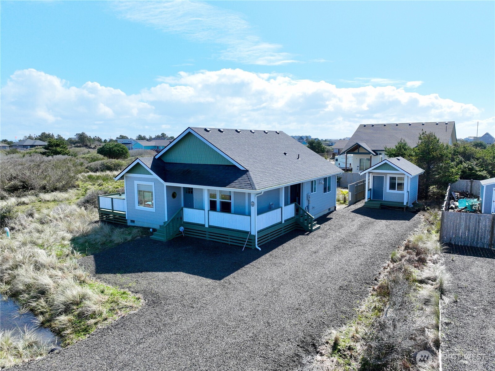 419 North Portal Loop Southwest Ocean Shores, WA 98569 - Photo 12 of 40
