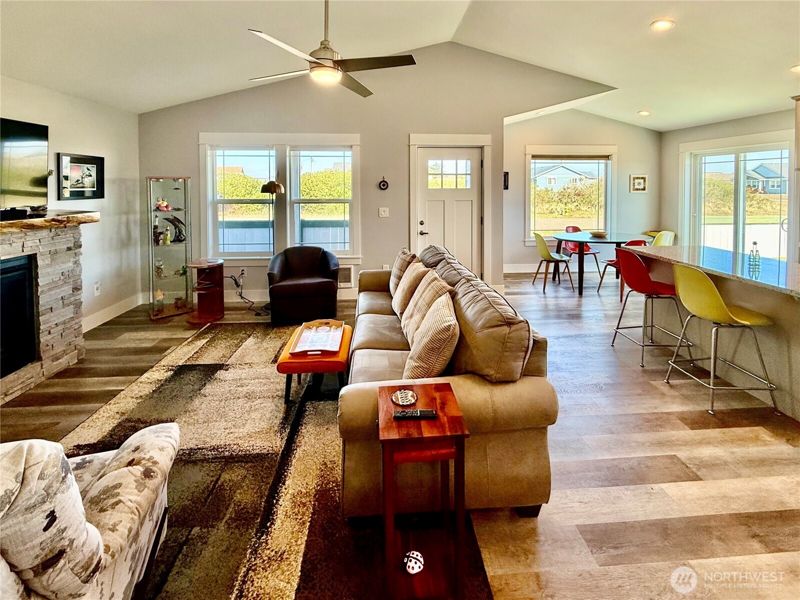 419 North Portal Loop Southwest Ocean Shores, WA 98569 - Photo 14 of 40