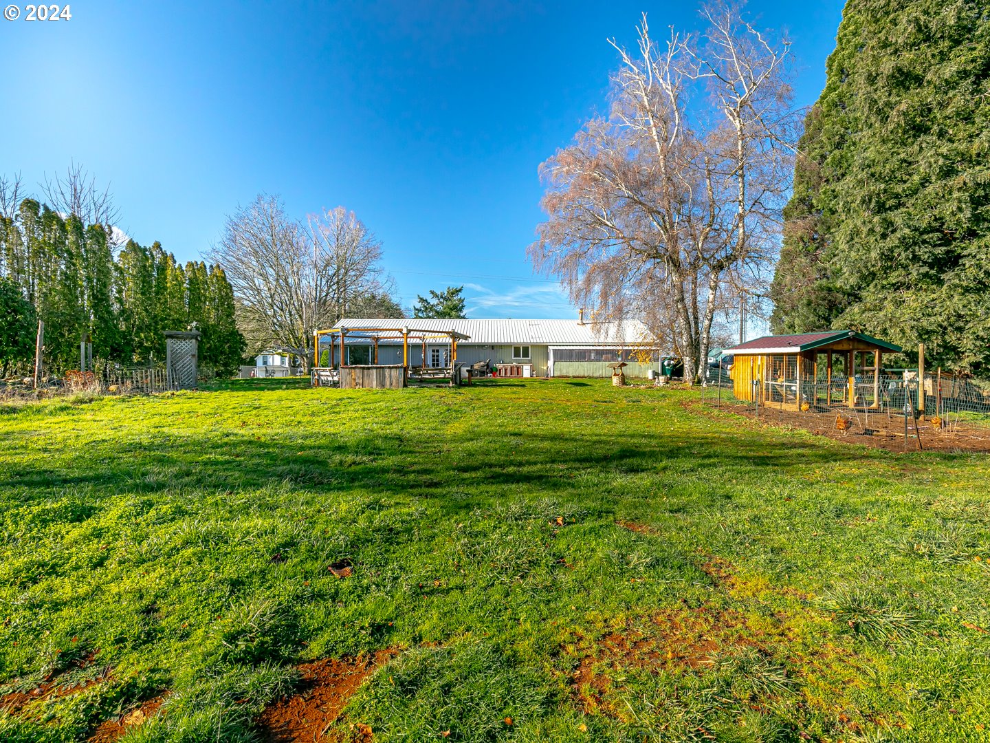 24502 South Springwater Road Estacada, OR 97023 - Photo 31 of 48 a view of a park with large trees