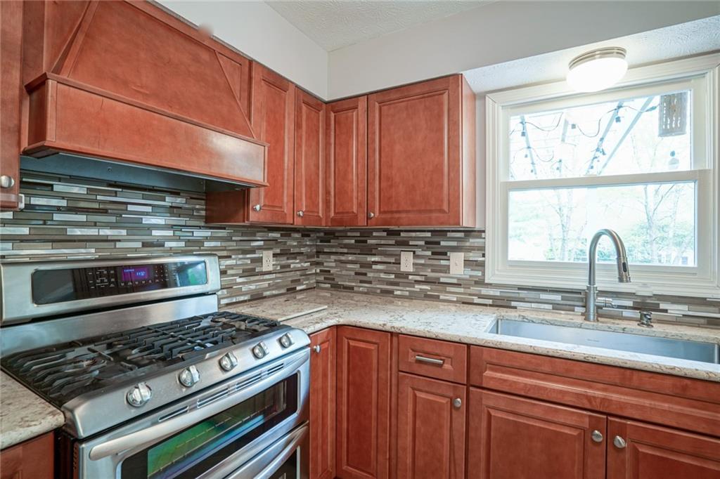 6930 Riverside Way Fishers, IN 46038 - Photo 17 of 45 Gallery Image 17