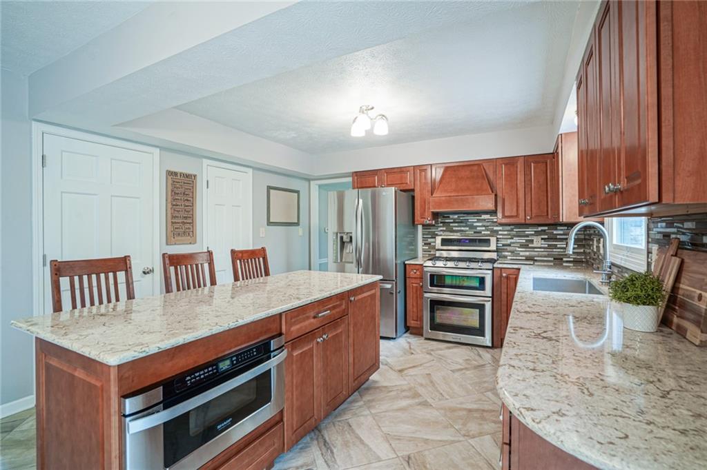 6930 Riverside Way Fishers, IN 46038 - Photo 21 of 45 Gallery Image 21