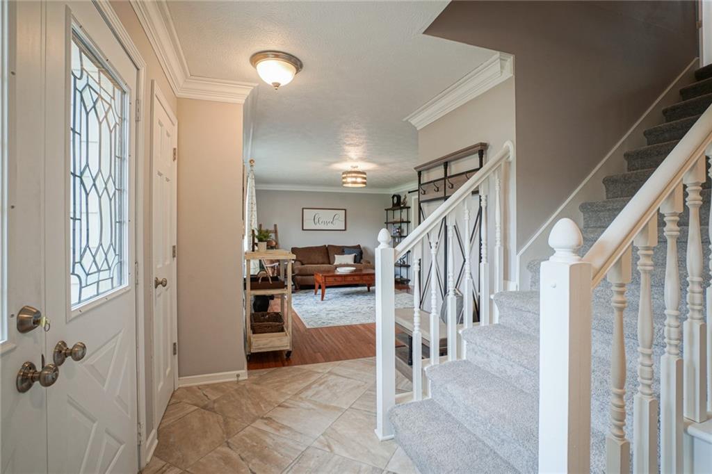 6930 Riverside Way Fishers, IN 46038 - Photo 4 of 45 Gallery Image 4