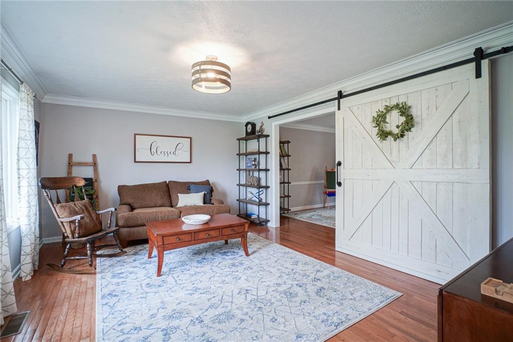 6930 Riverside Way Fishers, IN 46038 - Photo 5 of 45 Gallery Image 5