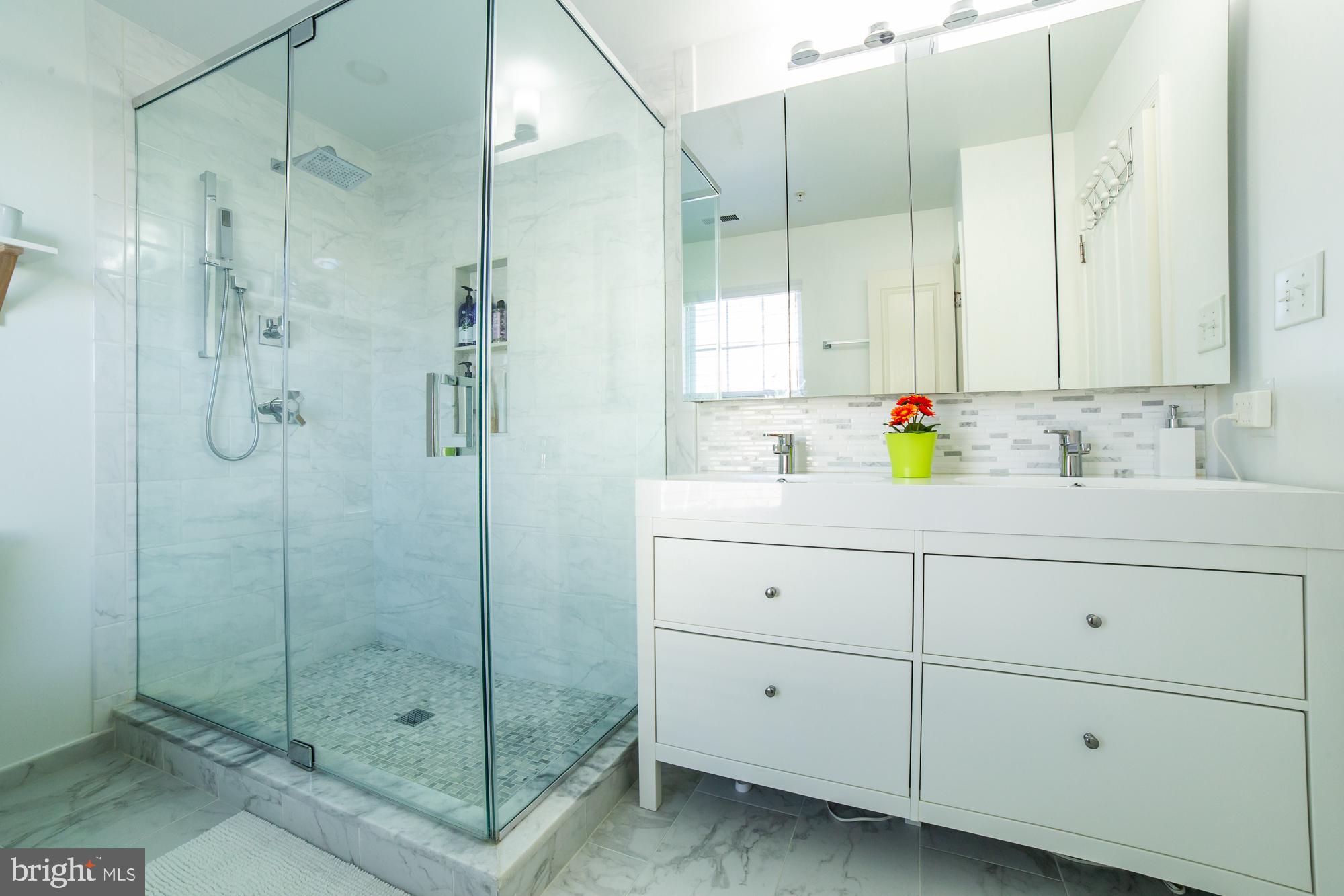 22 Old Cedarbrook Road Wyncote, PA 19095 - Photo 10 of 18 Master Bathroom