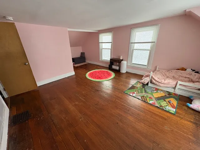 $279,000 | 8 Water Street, Greenfield, MA 01301