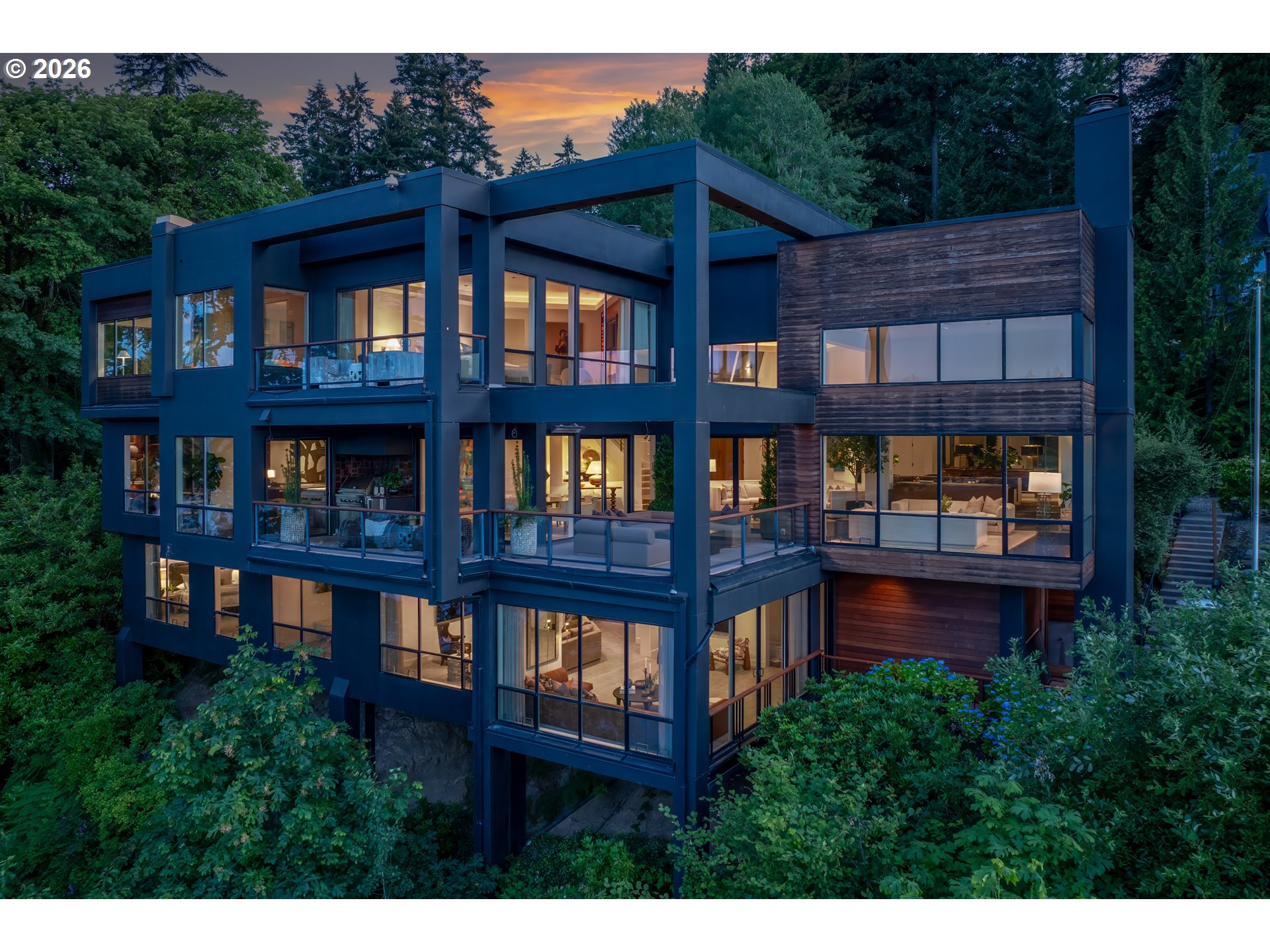 11000 South Riverwood Road Portland, OR 97219 - Photo 2 of 35