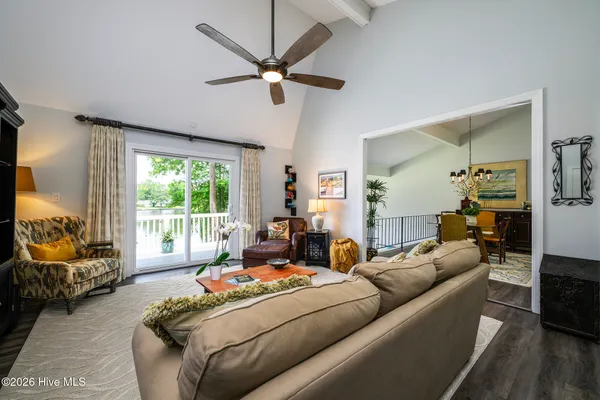 $699,000 | 302 Plantation Drive, New Bern, NC 28562