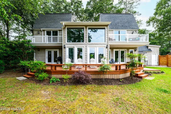 $699,000 | 302 Plantation Drive, New Bern, NC 28562