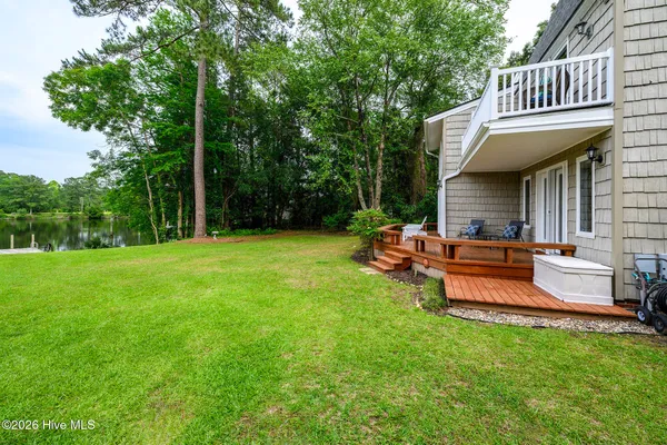 $699,000 | 302 Plantation Drive, New Bern, NC 28562