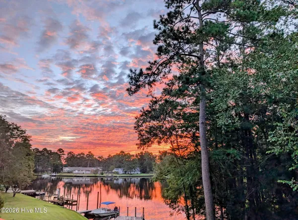 $699,000 | 302 Plantation Drive, New Bern, NC 28562