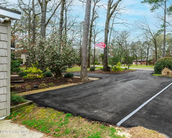 $699,000 | 302 Plantation Drive, New Bern, NC 28562