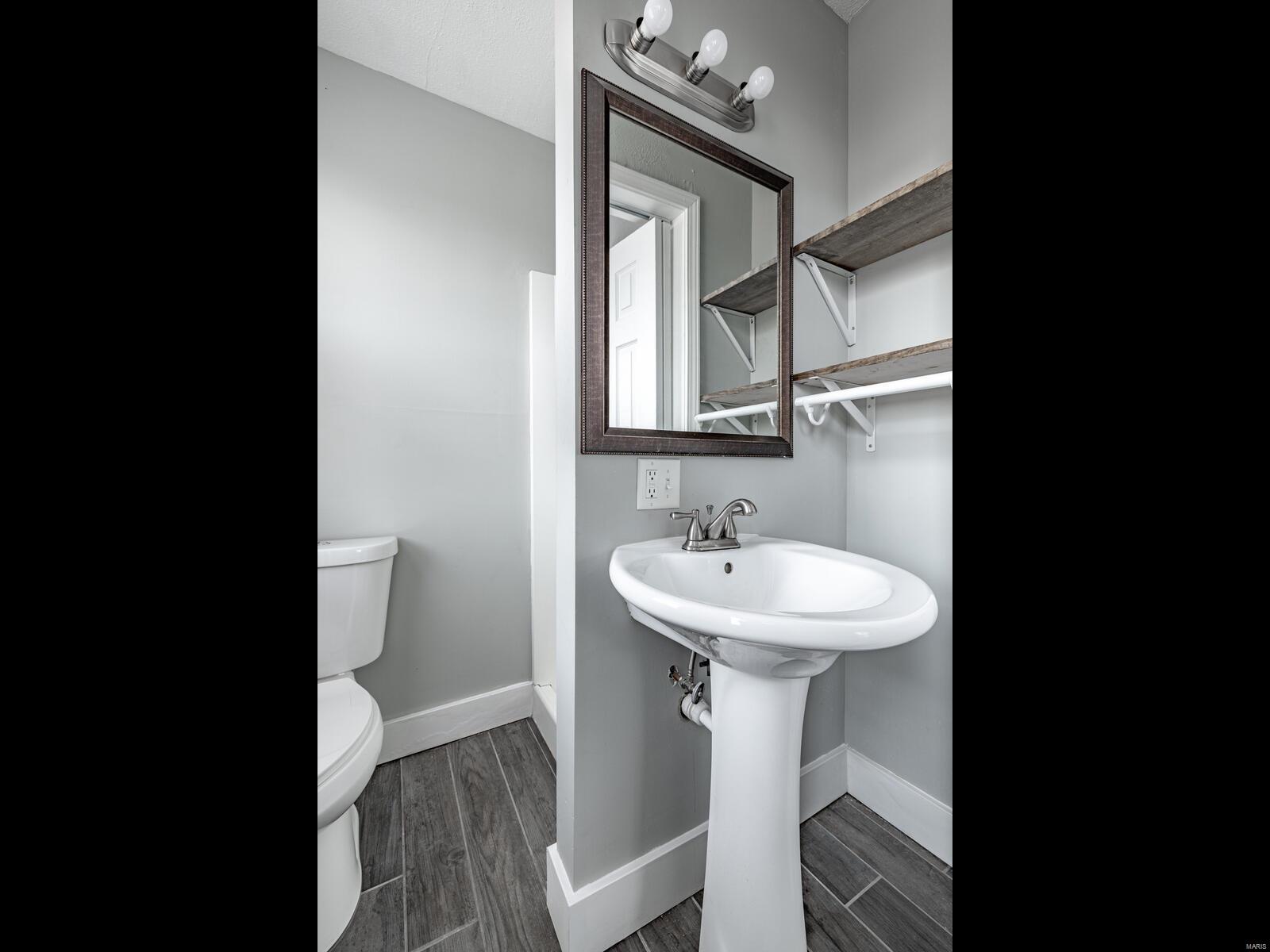 716 Carson Road St. Louis, MO 63135 - Photo 12 of 23 Gallery Image 12