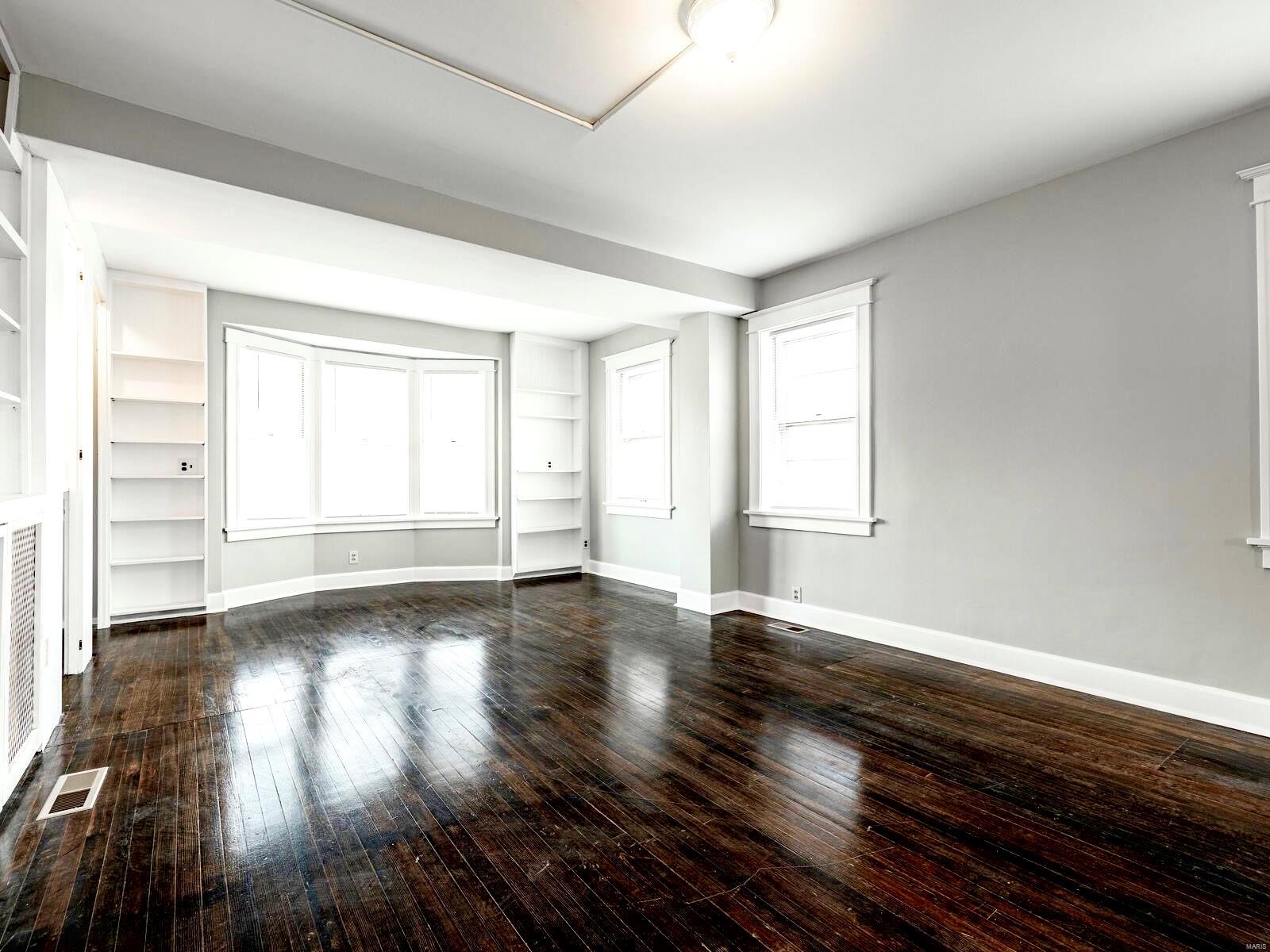 716 Carson Road St. Louis, MO 63135 - Photo 8 of 23 Gallery Image 8